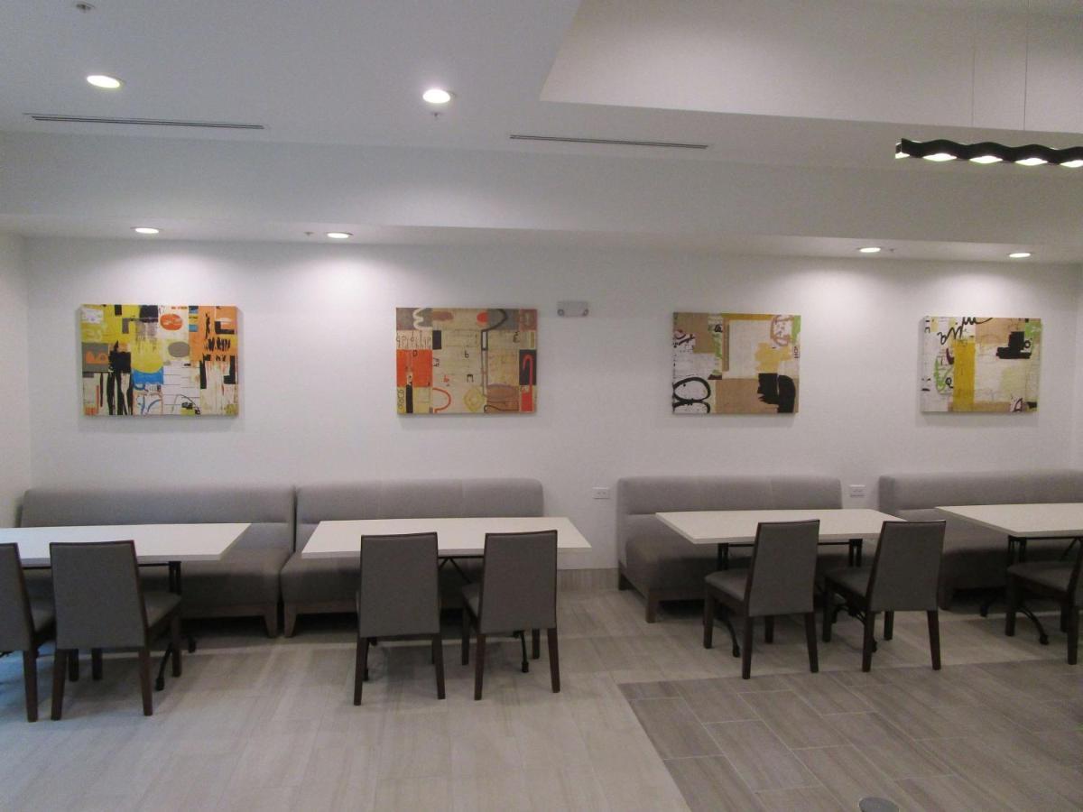 Reddy Hotel Bonham Esterno foto