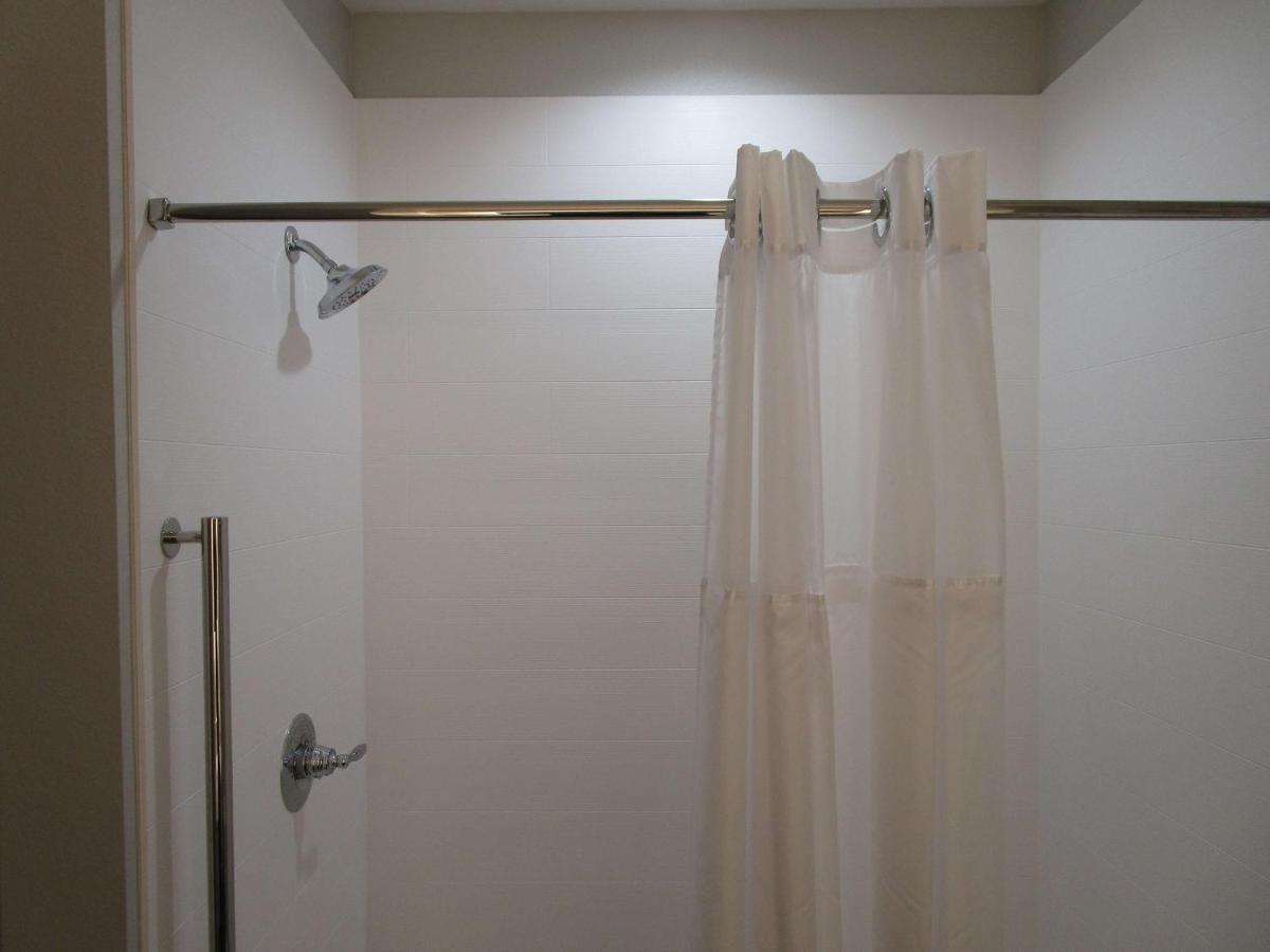 Reddy Hotel Bonham Esterno foto